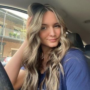 Meet your Posher, Robyn